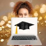 Studentessa e computer