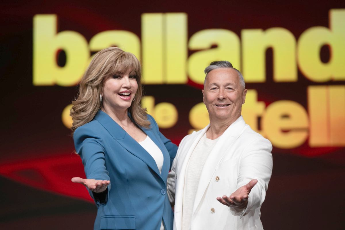 milly carlucci e paolo belli logo ballando