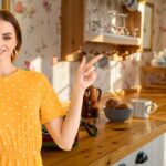 donna indica cucina vintage