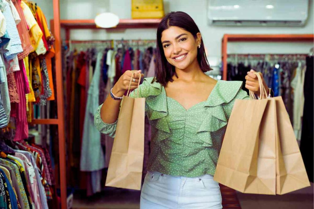 Sei tu che compri o è il negozio che sceglie per te? La verità scioccante dietro i tuoi acquisti.