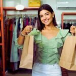 Sei tu che compri o è il negozio che sceglie per te? La verità scioccante dietro i tuoi acquisti.